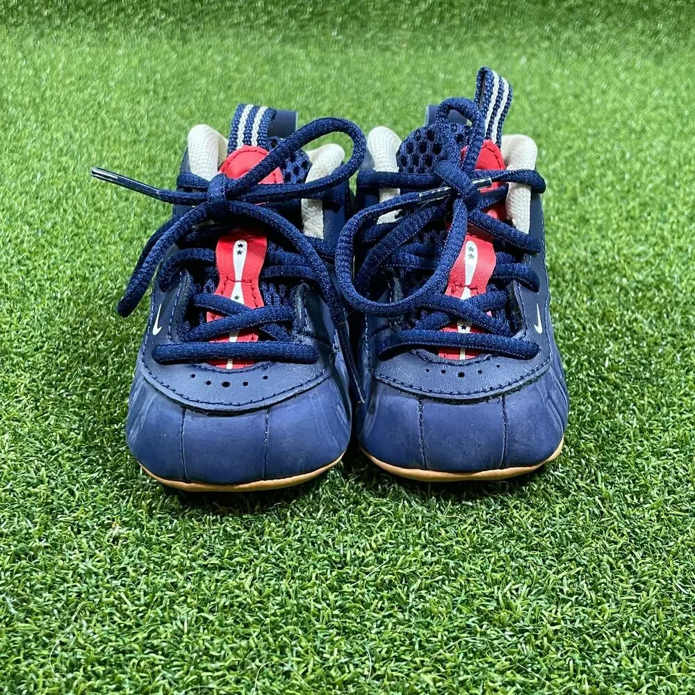 Nike step out